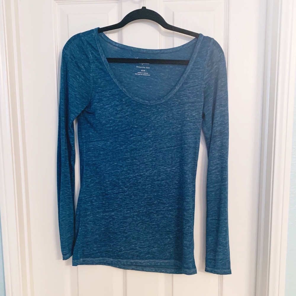American Eagle Favorite Tee Size Medium